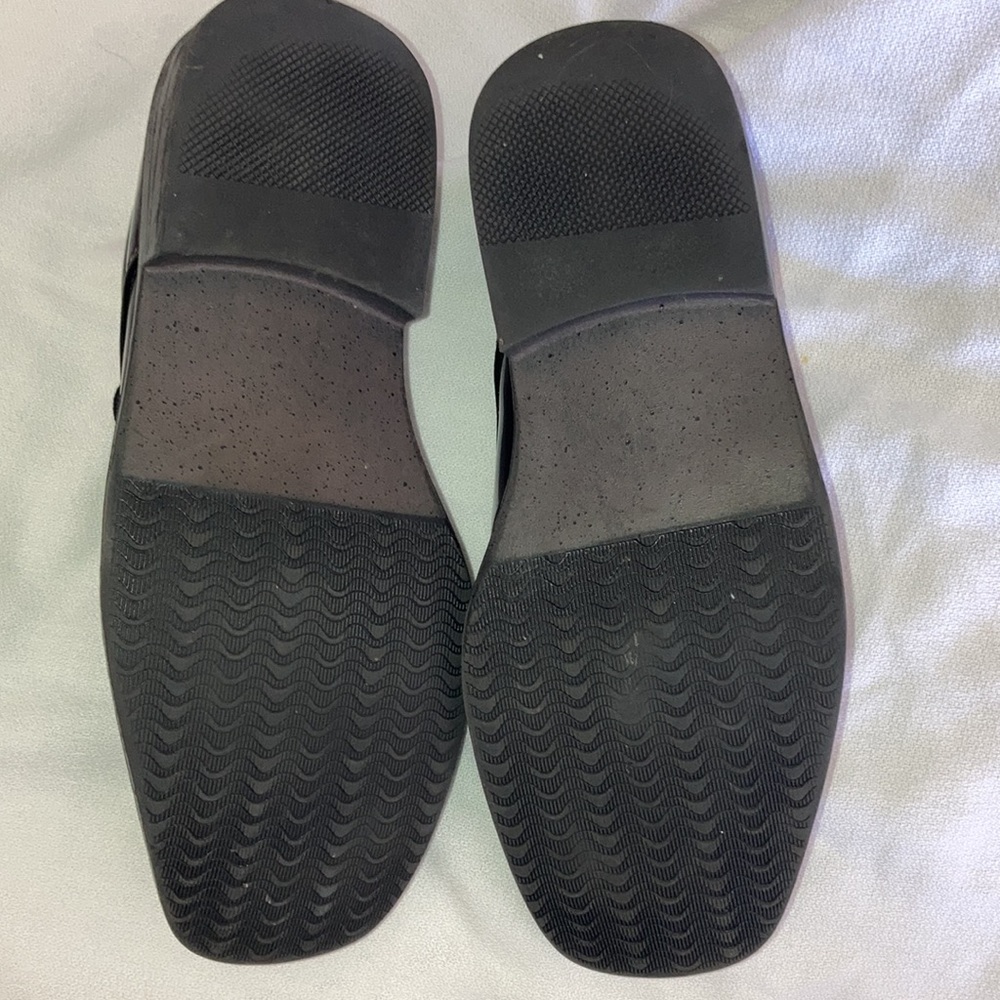 Boys black Patent leather dress shoes - Picture 2 of 4